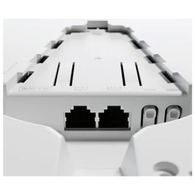 MikroTik QRT 5 RB911G-5HPnD-QRT 5GHz Outdoor CPE – 24dBi Flat Panel, High Power PtP