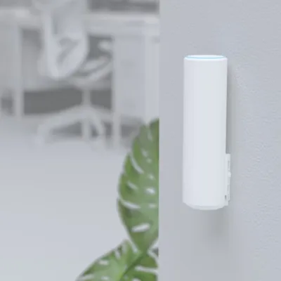 Ubiquiti UniFi U6 Mesh WiFi 6 Access Point – Indoor/Outdoor, 4×4 MU-MIMO, PoE