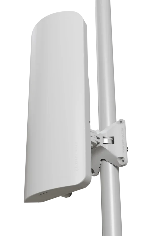 MikroTik mANTBox ax 15s L22UGS-5HaxD2HaxD-15S